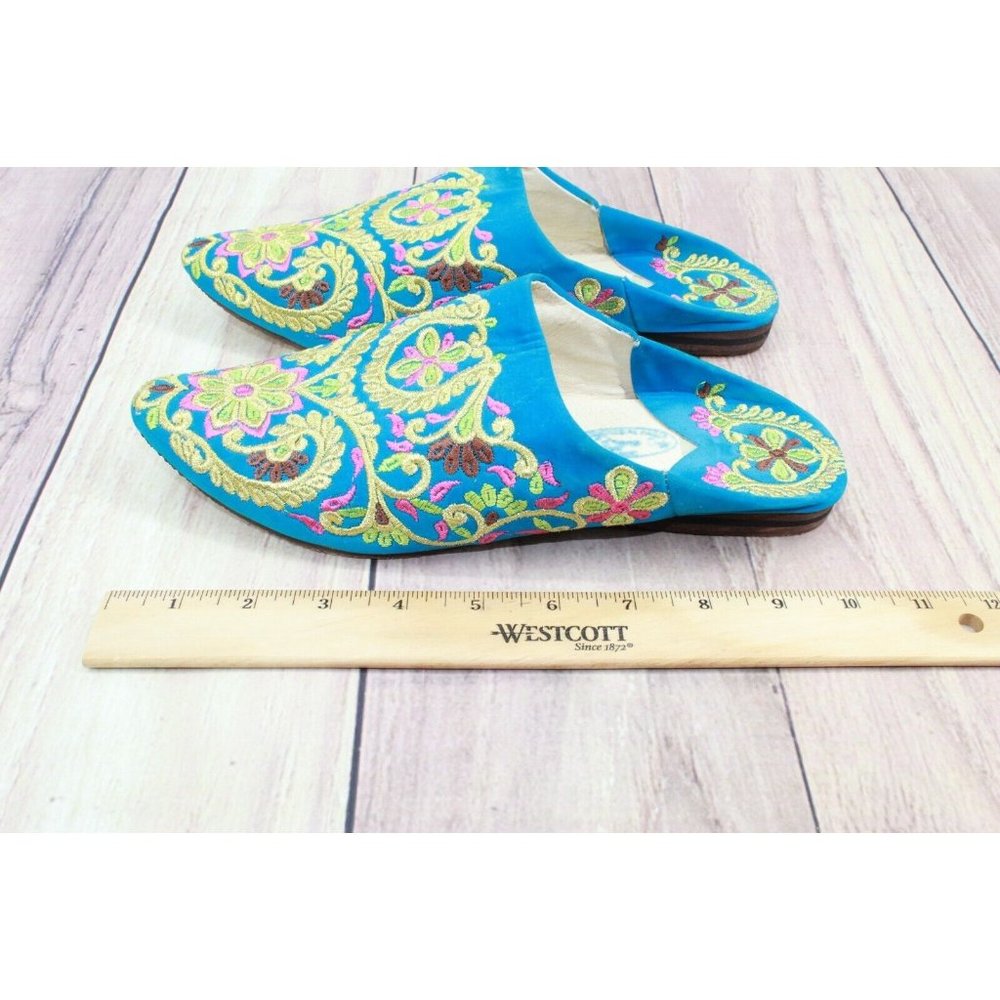Women's Embroidered Blue Floral Pointed Toe Slip On Mules Flats Shoes Size 7 - Picture 9 of 10